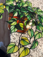 Pothos Plant Suncatcher: Faux Acrylic Window Hanging – product photo 10