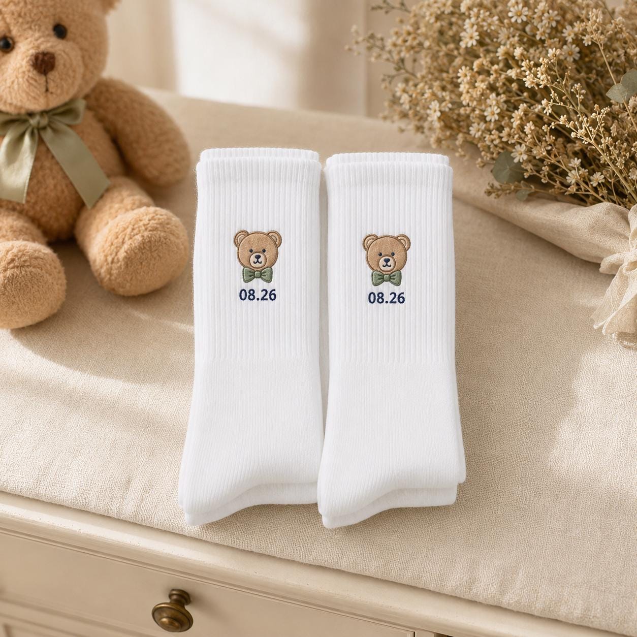 Personalized New Dad Socks, Custom Dad Est 2026 Embroidered Crew Socks, First Father’s Day Pregnancy Announcement Gift