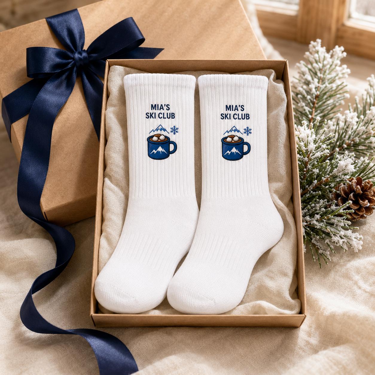 Personalized Ski Club Embroidered Socks, Custom Name Apres Ski Gift, Ski Trip Socks, Winter Cabin Gift, Snow Vacation Group Gift