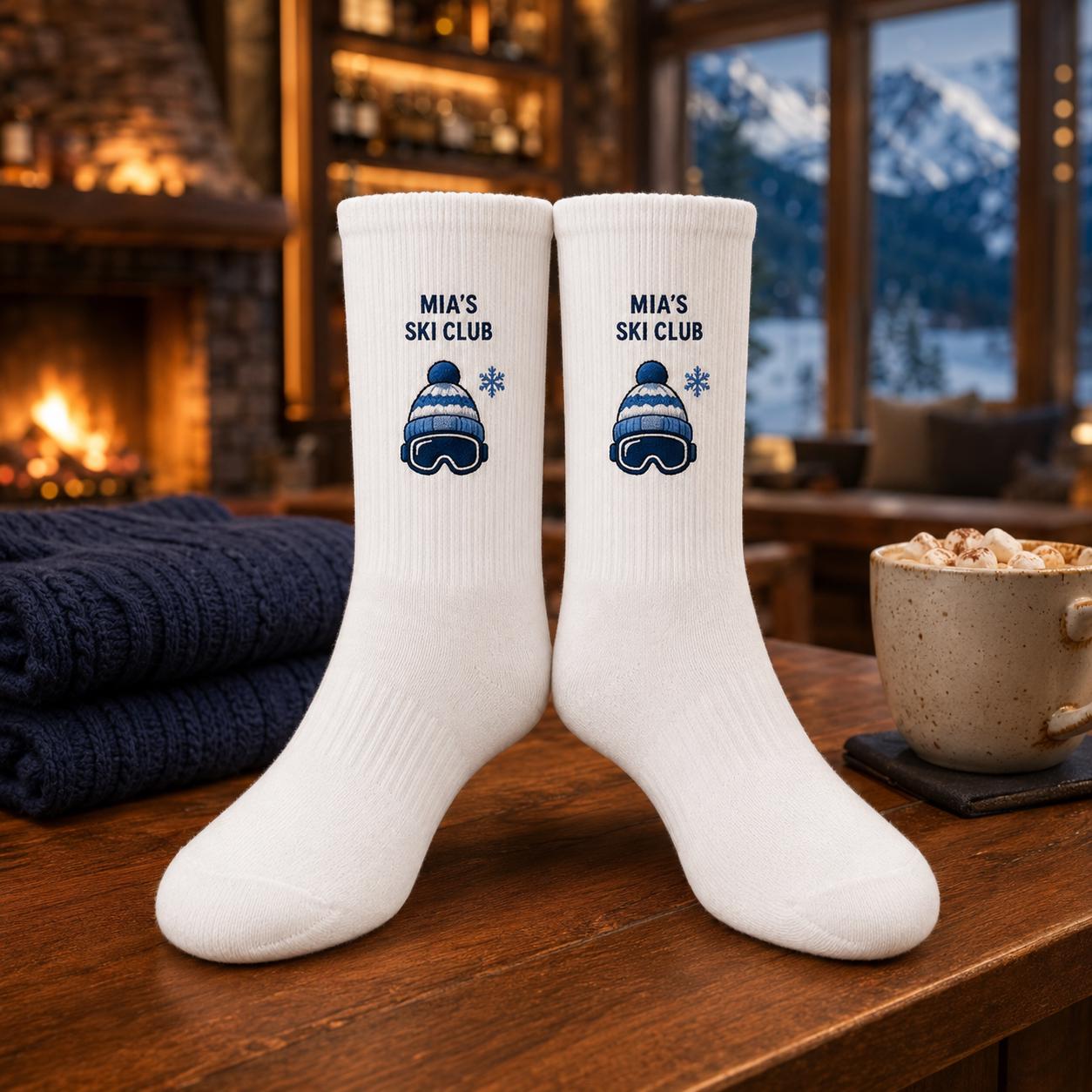 Personalized Ski Club Embroidered Socks, Custom Name Apres Ski Gift, Ski Trip Socks, Winter Cabin Gift, Snow Vacation Group Gift